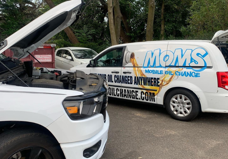 Saving Time and Money with a Mobile Oil Change Service